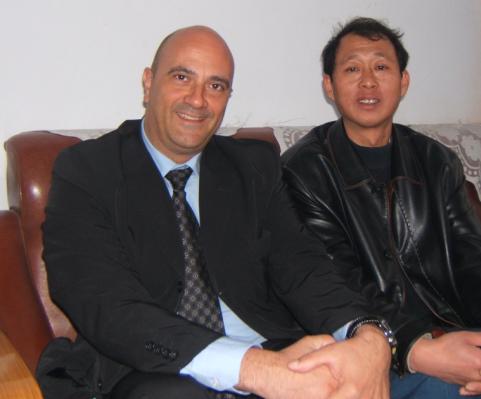 Spanish famous traders visit the company